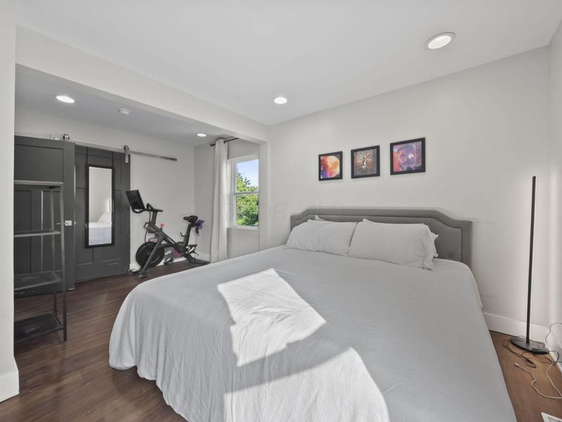 1046 E Cherry Street, Columbus, OH 43205 Photo 13