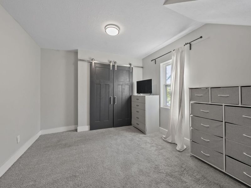 1046 E Cherry Street, Columbus, OH 43205 Photo 18