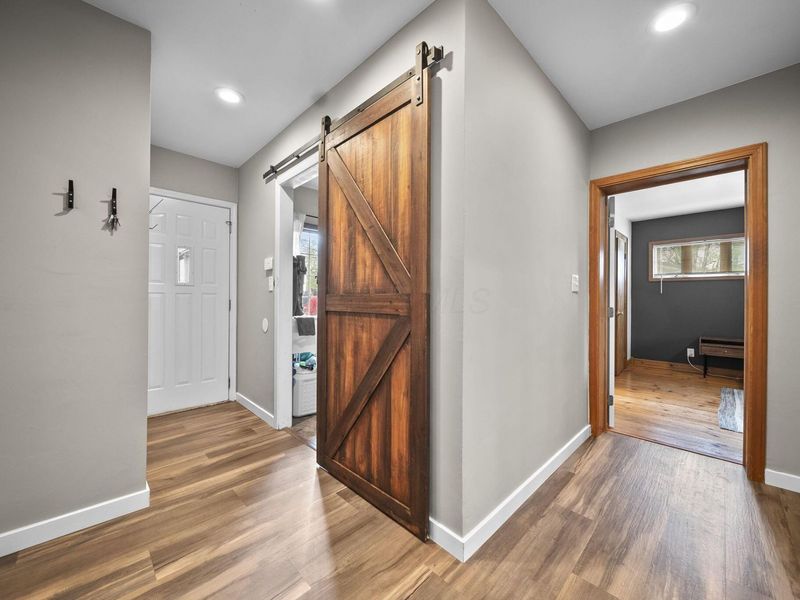 2701 Woodley Road , Columbus, OH 43231 Photo 17