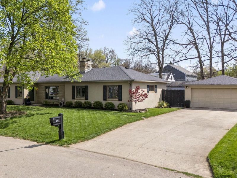 2701 Woodley Road , Columbus, OH 43231 Photo 2