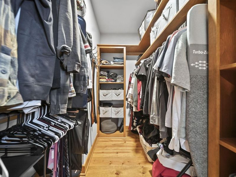 2701 Woodley Road , Columbus, OH 43231 Photo 30