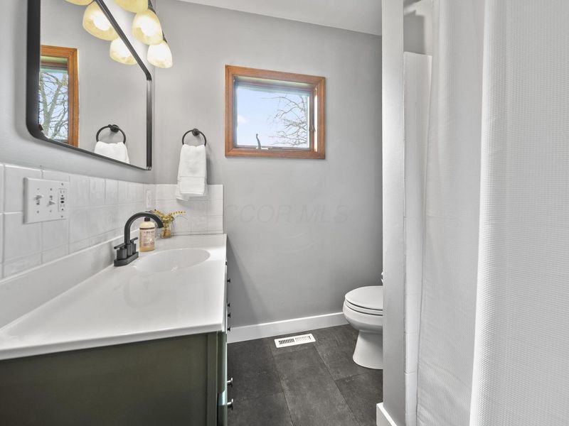 2701 Woodley Road , Columbus, OH 43231 Photo 39