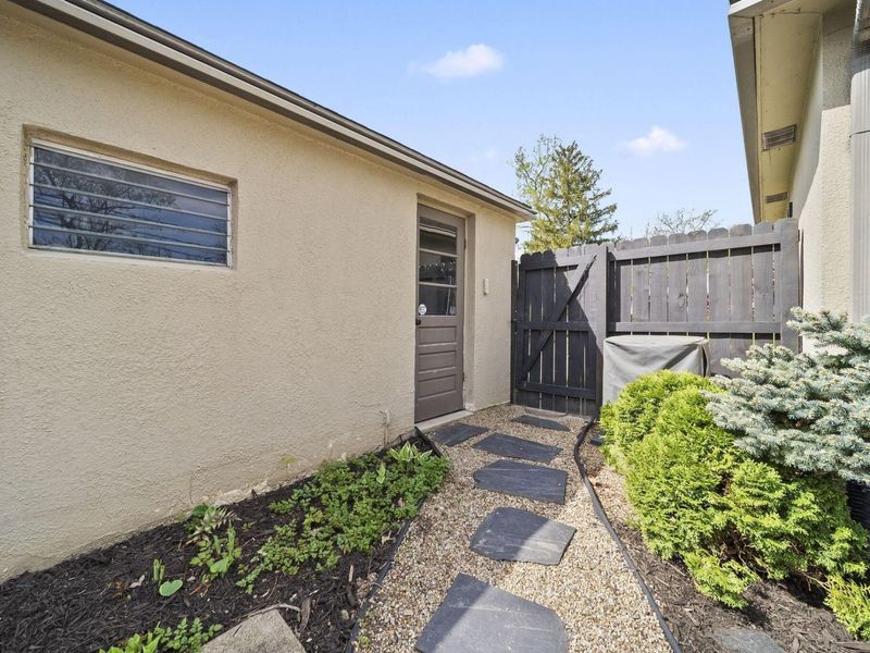 2701 Woodley Road , Columbus, OH 43231 Photo 47