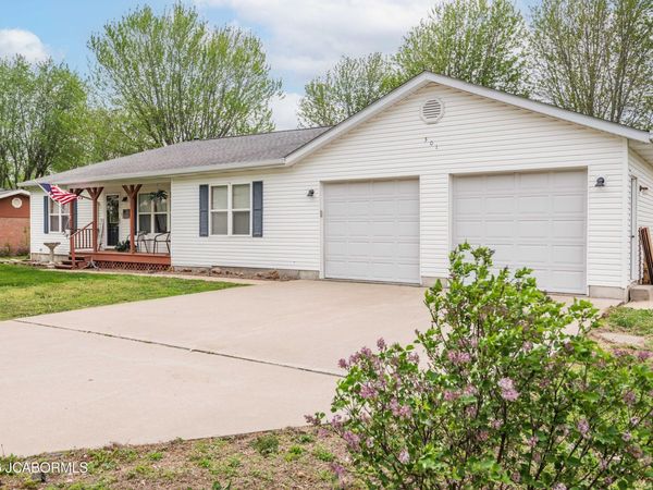301 N BELLE AVENUE, Belle, MO 65013