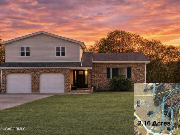 637 BRENTWOOD LANE, Holts Summit, MO 65043