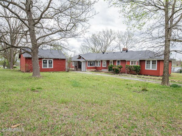 602 U.S. 63, Vienna, MO 65582