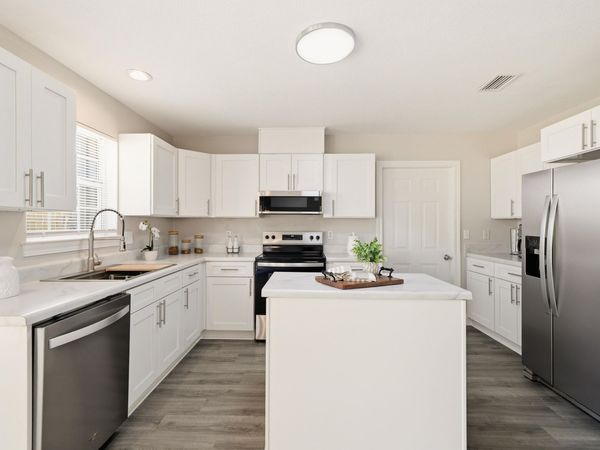 801 Forest Cove Court, Mary Esther, FL 32569