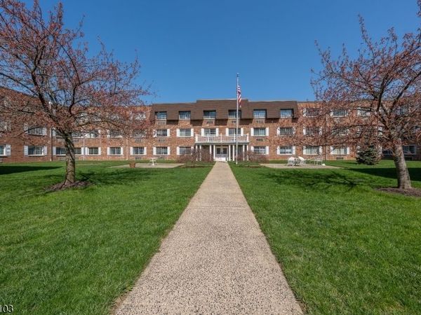 255 Tucker Ave, Union, NJ 07083