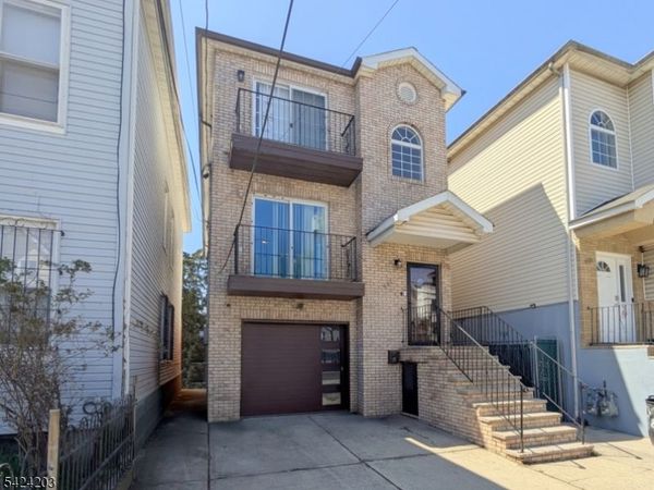 448 Fulton St, Elizabeth, NJ 07206