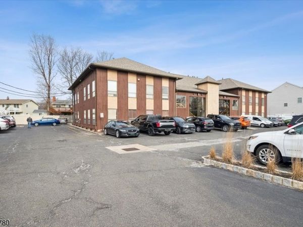 495 Union Ave, Middlesex, NJ 08846