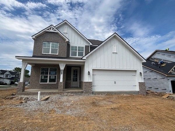 1096 Callaway Drive, Lebanon, TN 37087