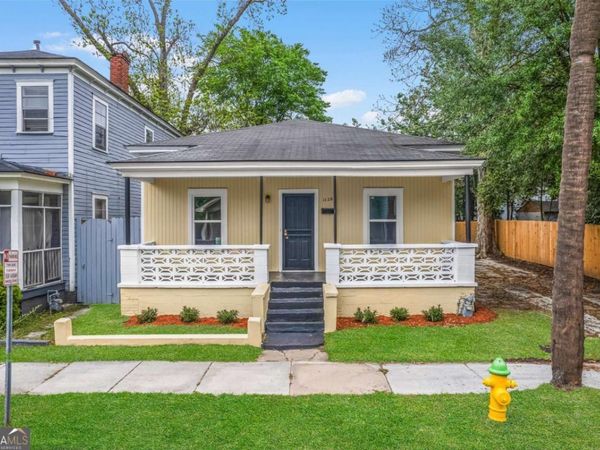 1126 E Waldburg Street, Savannah, GA 31401