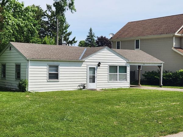 441 Linden Lane , Antioch, IL 60002