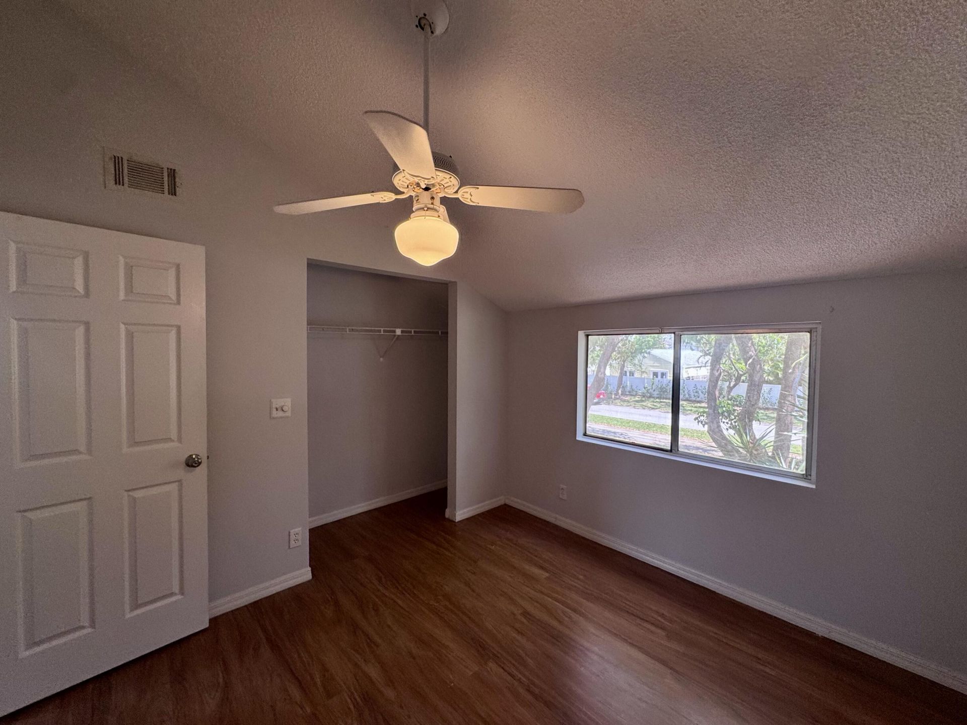 5889 Snowdrop Way, West Palm Beach, FL 33415 Photo