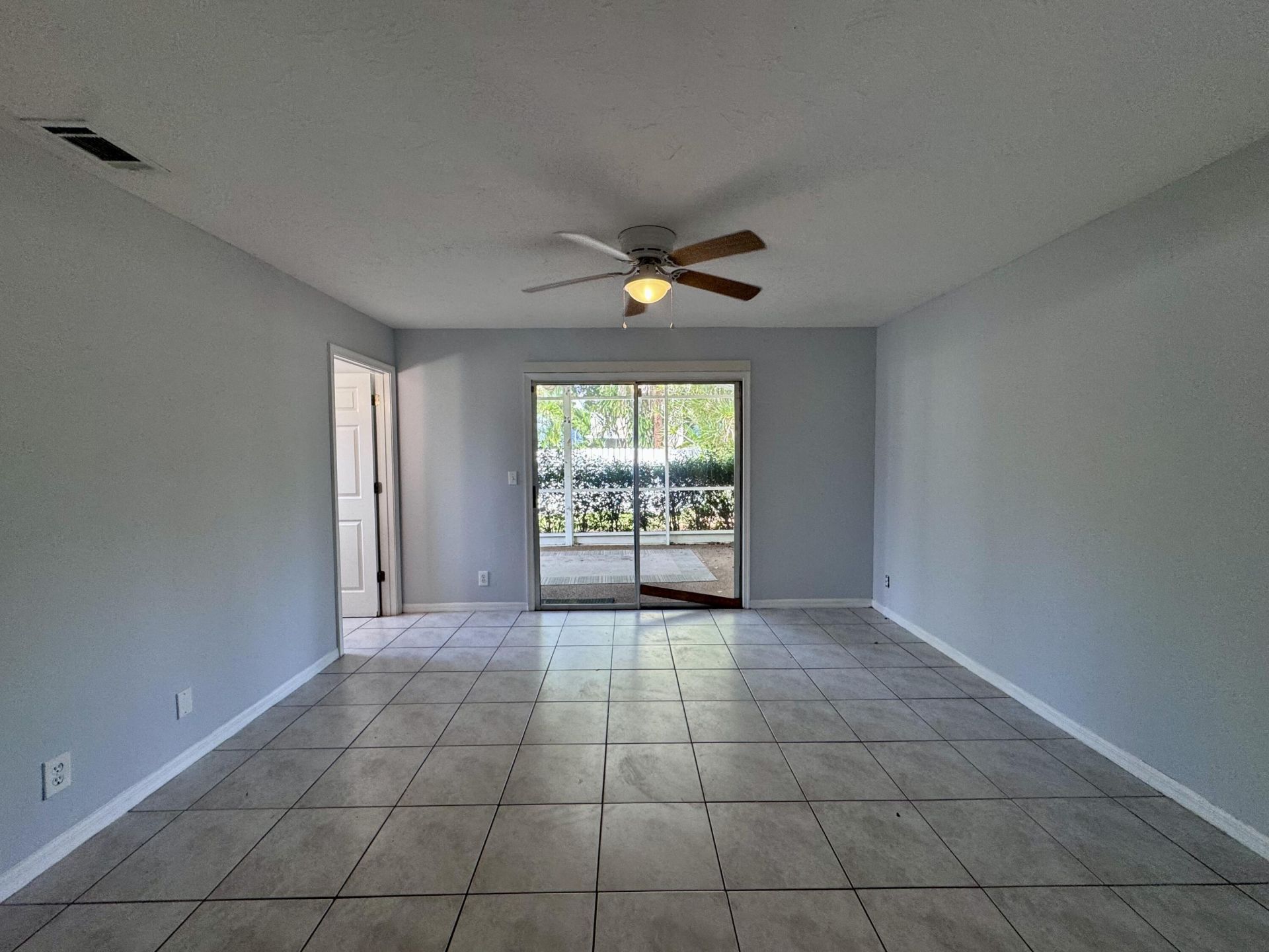 5889 Snowdrop Way, West Palm Beach, FL 33415 Photo