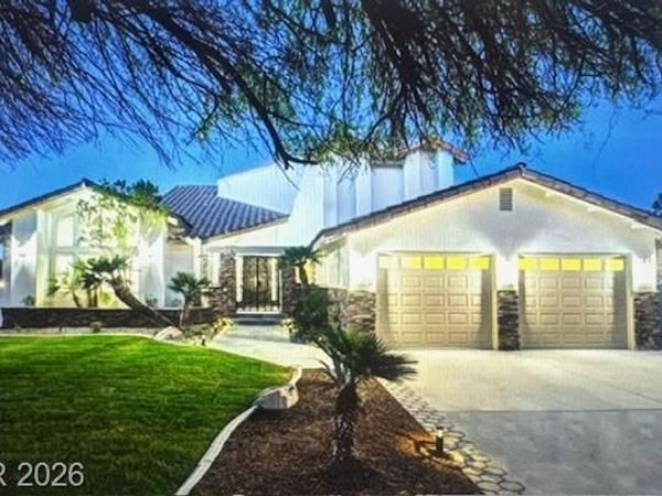 3110 S Tenaya Way, Las Vegas, NV 89117