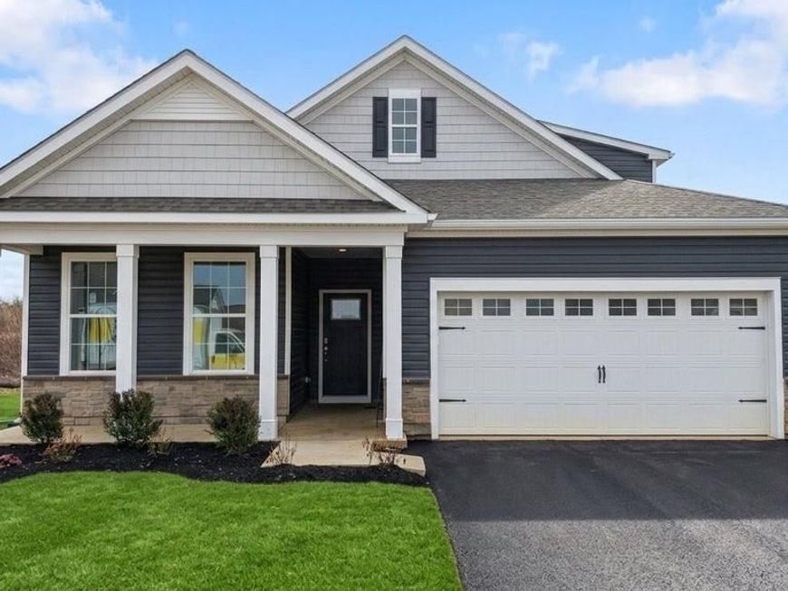 1498 Dresden Drive , Breinigsville, PA 18031 Main Photo