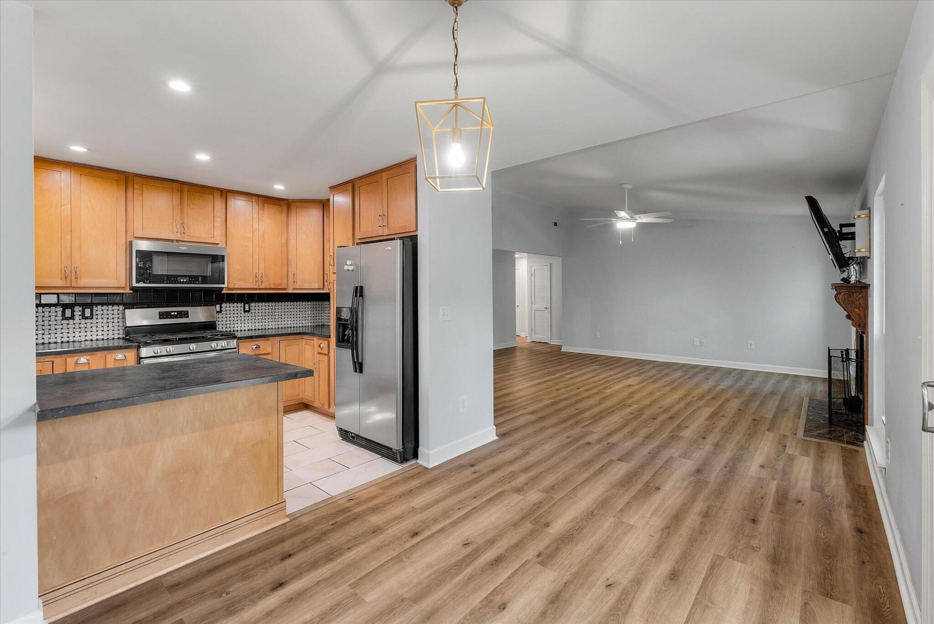 2108 Forest Lakes Boulevard Photo 13