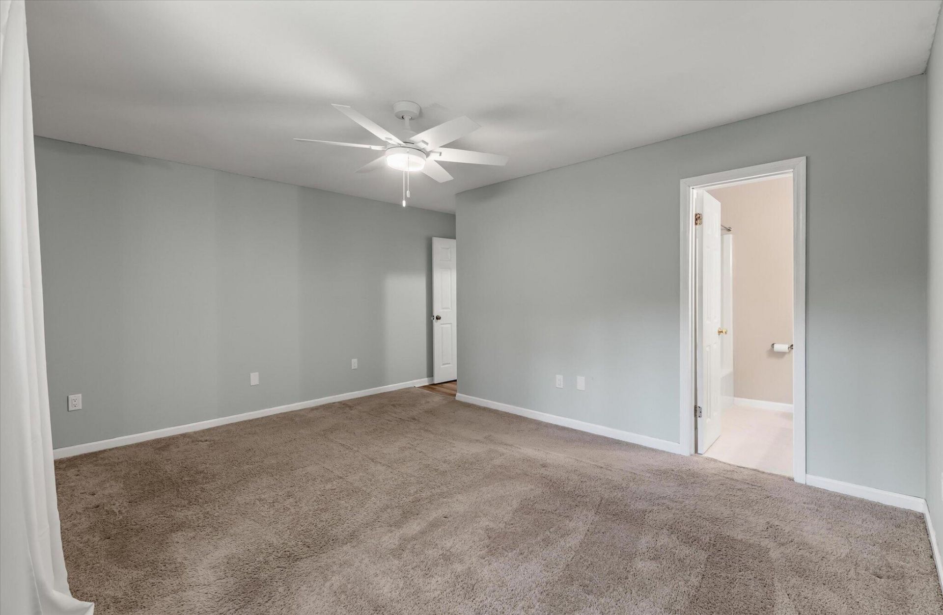 2108 Forest Lakes Boulevard Photo 20