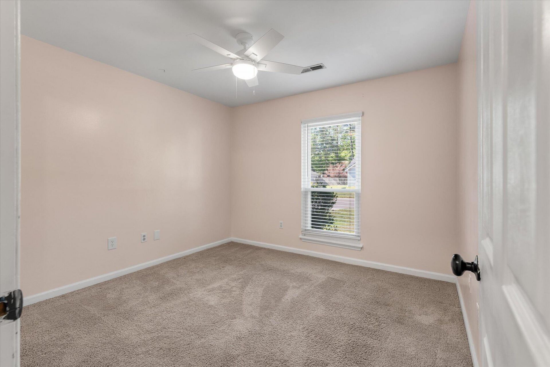 2108 Forest Lakes Boulevard Photo 23