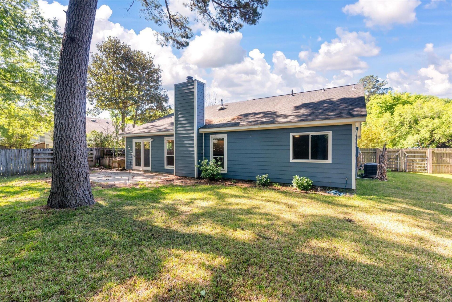 2108 Forest Lakes Boulevard Photo 28