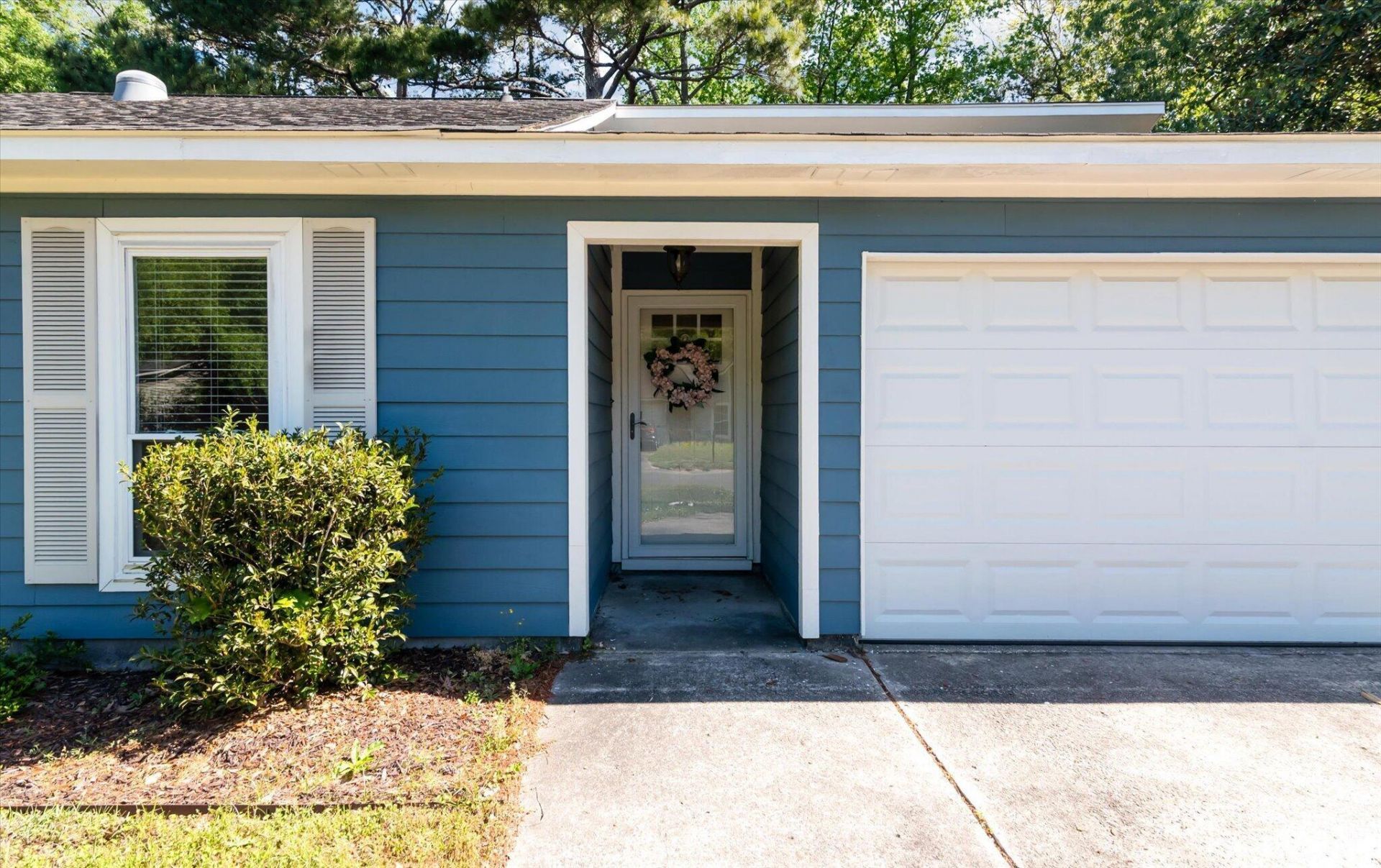 2108 Forest Lakes Boulevard Photo 4