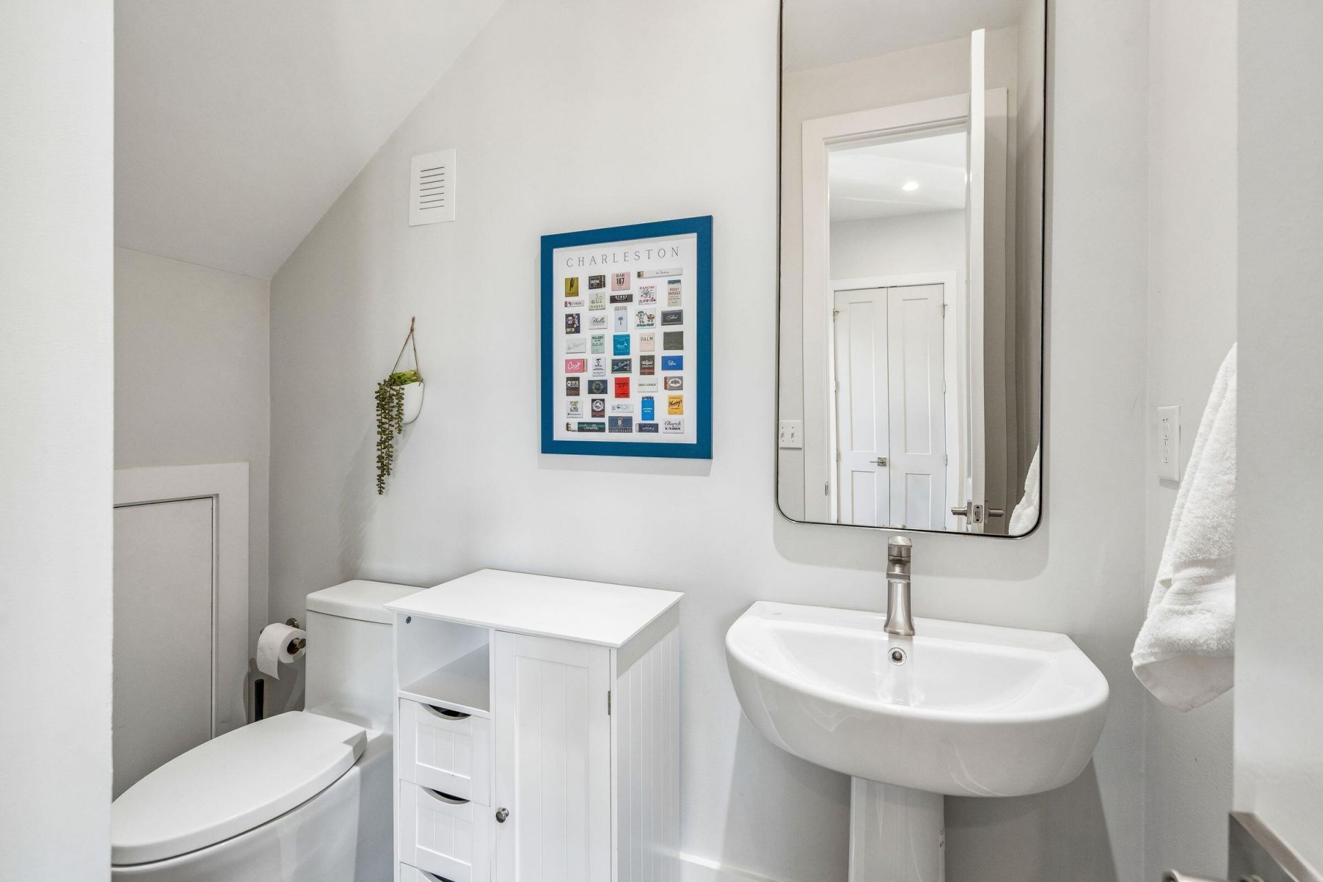 7 Carrere Court Photo 19