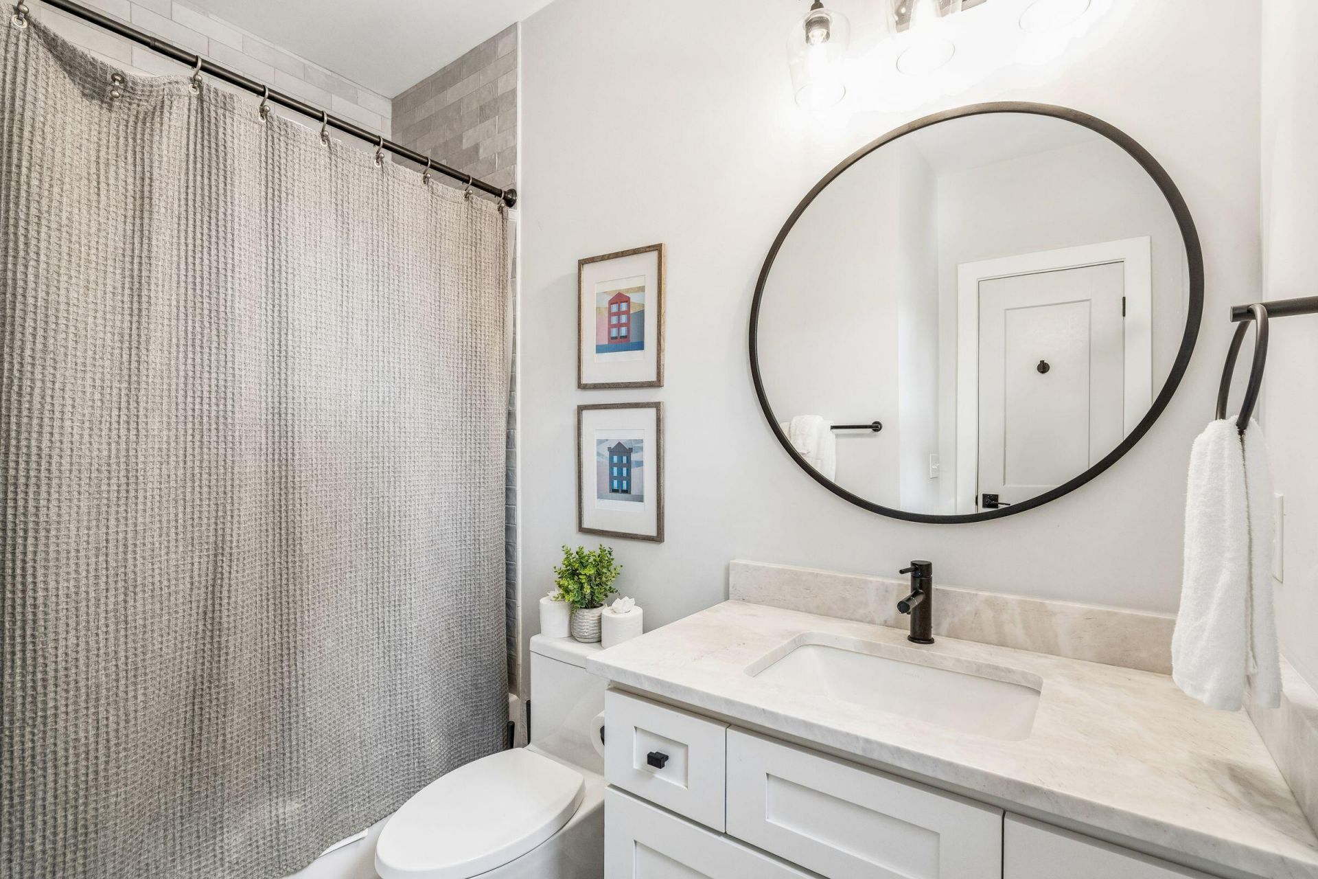 7 Carrere Court Photo 23