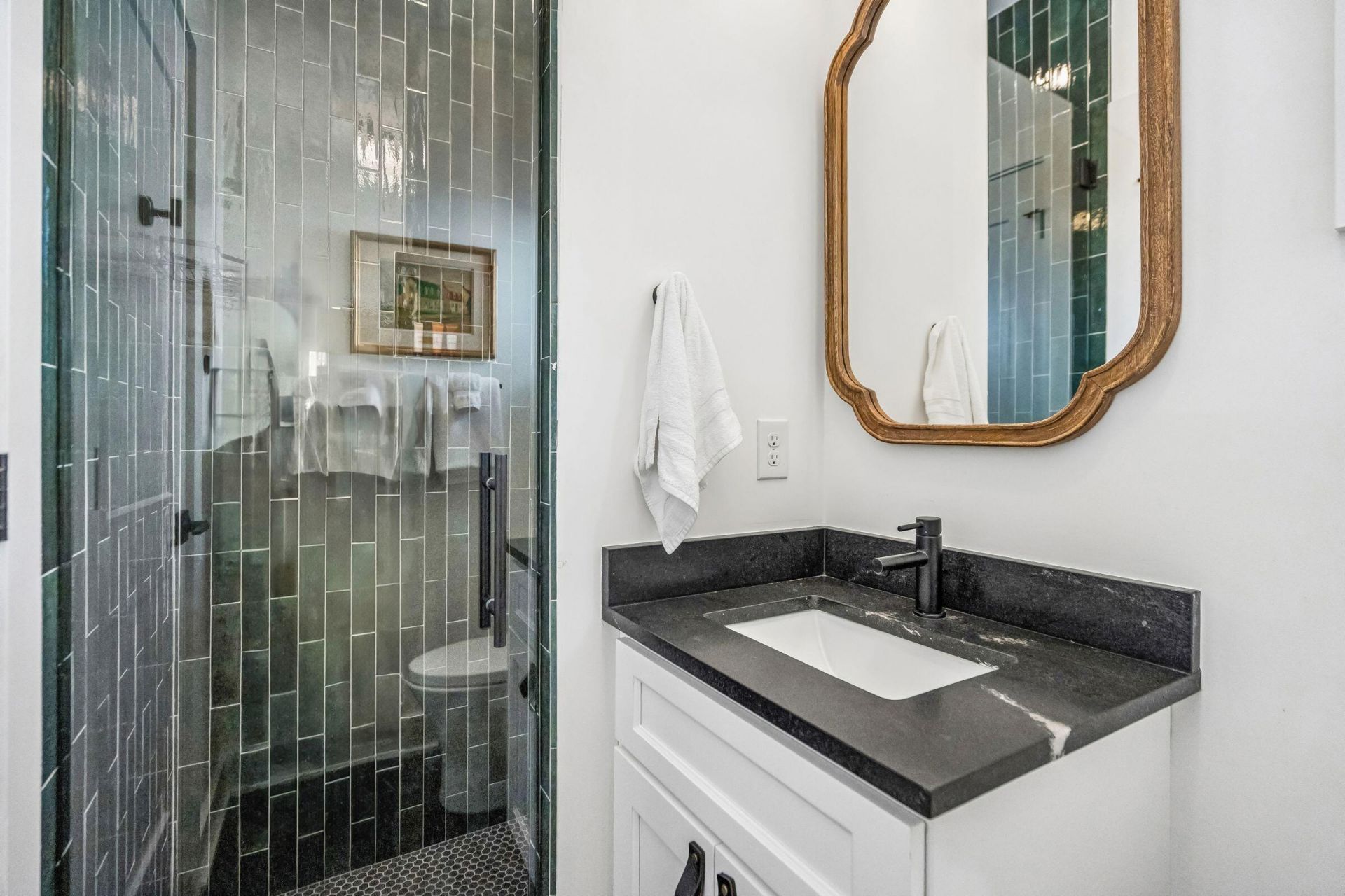 7 Carrere Court Photo 27