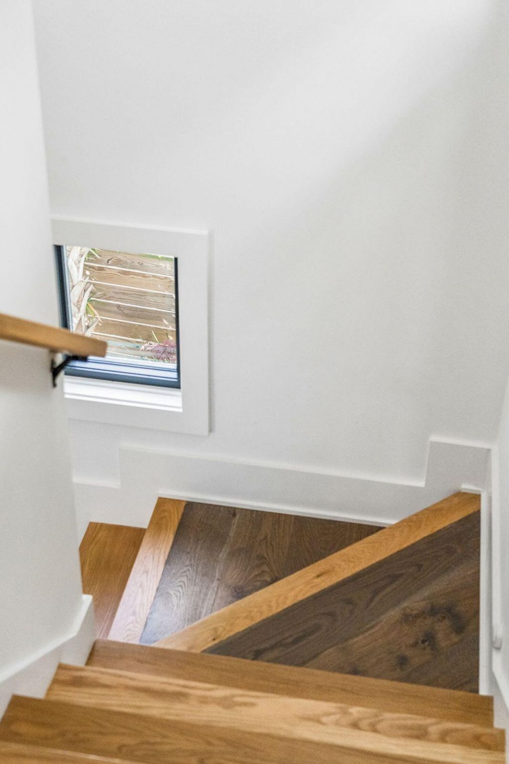 7 Carrere Court Photo 28