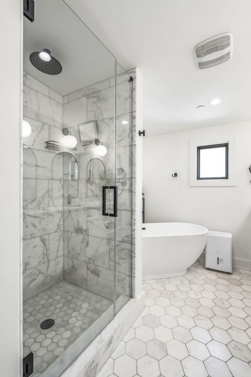 7 Carrere Court Photo 34