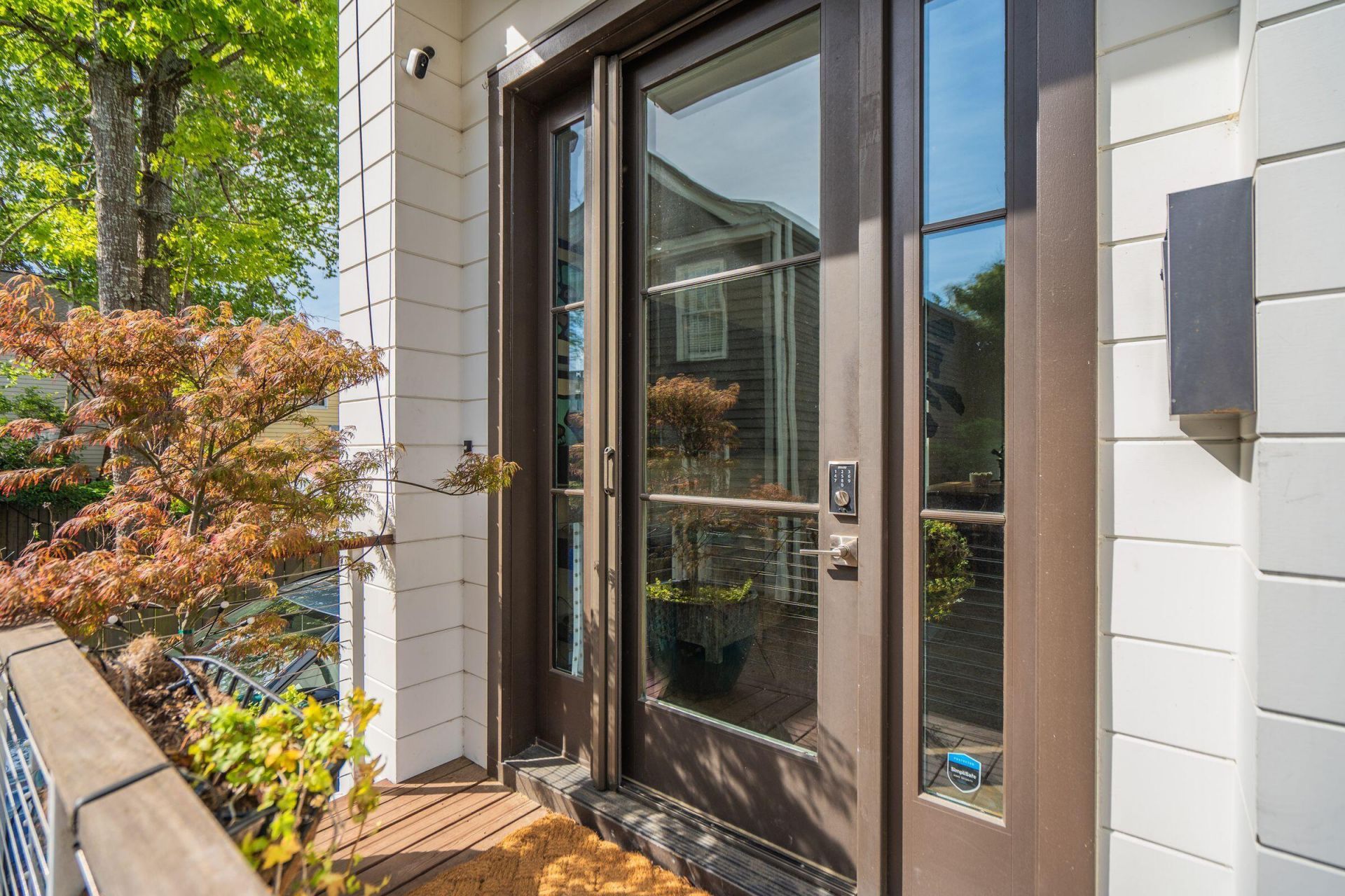 7 Carrere Court Photo 4