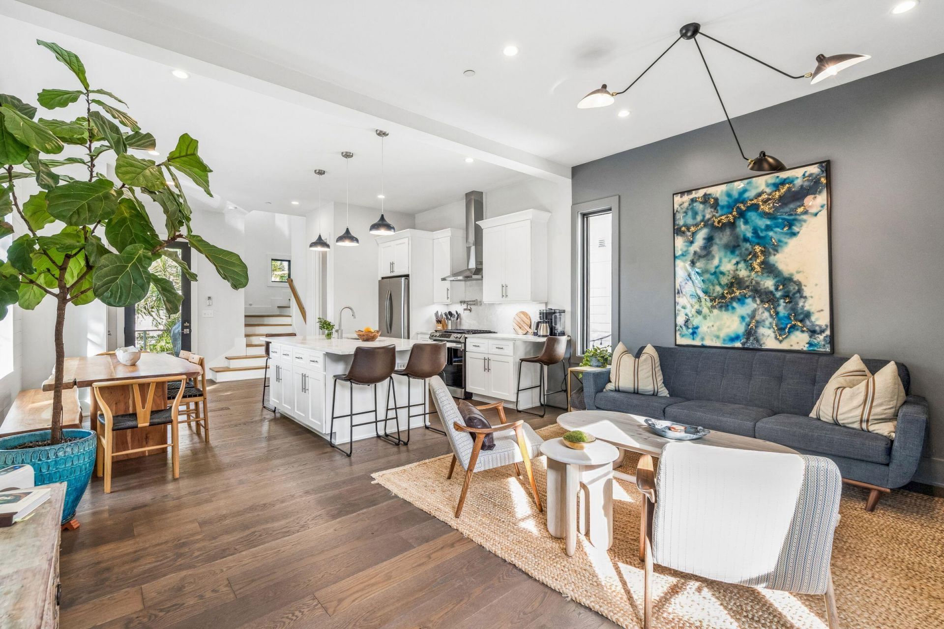 7 Carrere Court Photo 5