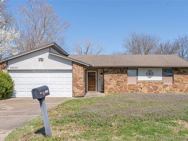 28533 E 139th Street S, Coweta, OK 74429