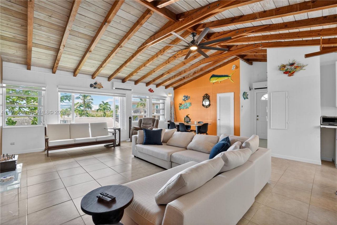 1126 Grand St, Key Largo, FL 33037 Photo