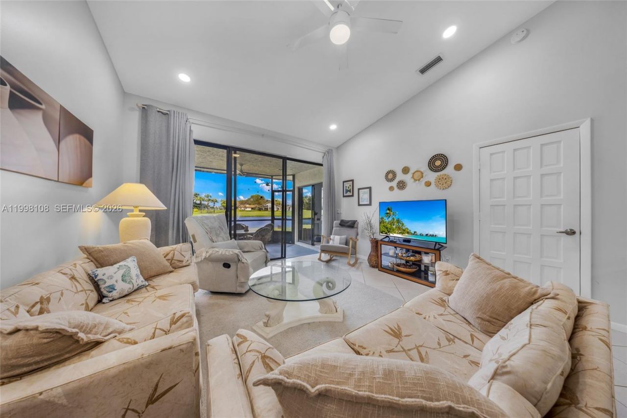 5302 Fairway Woods Dr, Unit 4612, Delray Beach, FL 33484 Photo