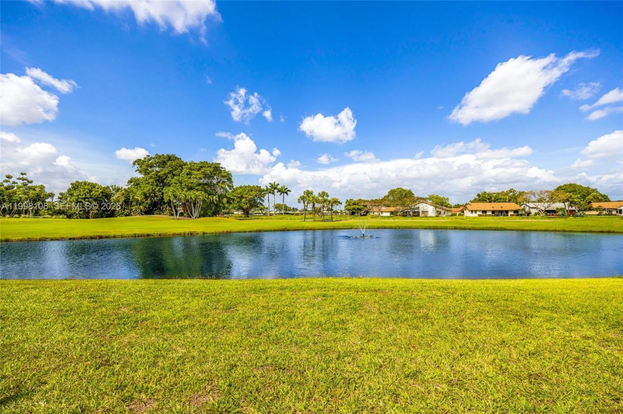 5302 Fairway Woods Dr, Unit 4612, Delray Beach, FL 33484 Photo