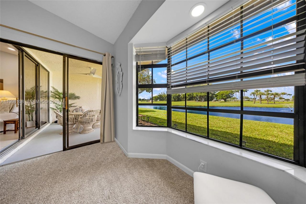 5302 Fairway Woods Dr, Unit 4612, Delray Beach, FL 33484 Photo