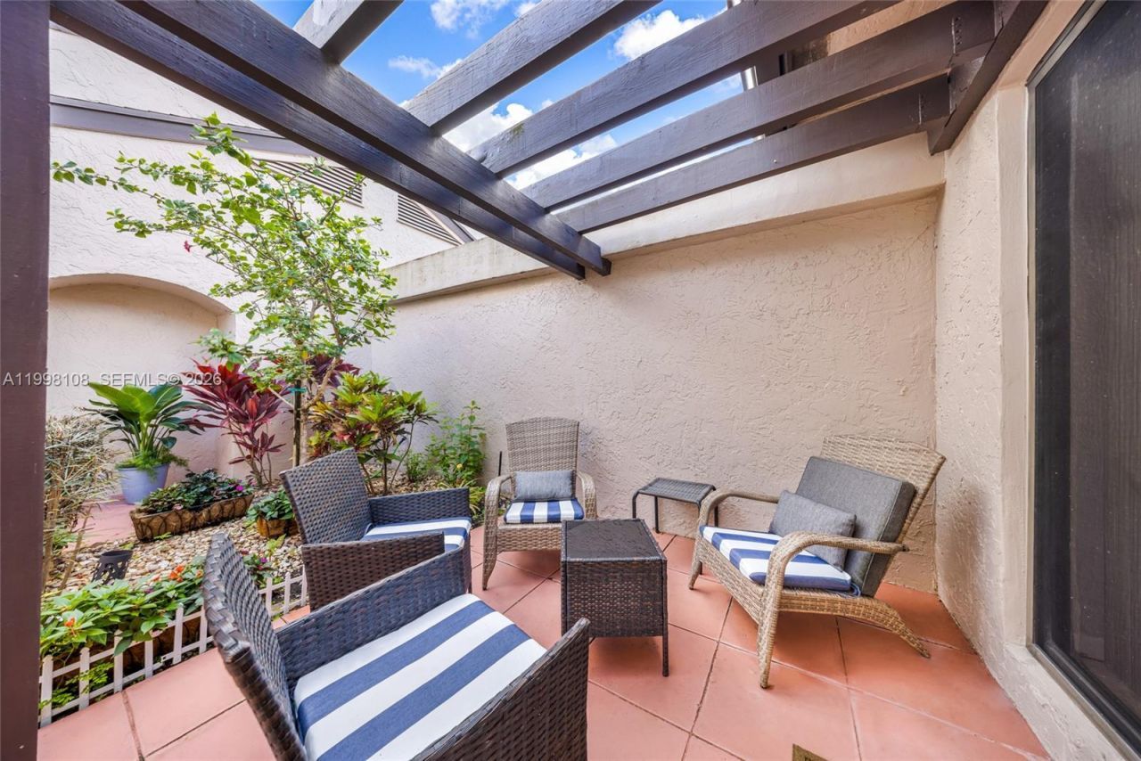 5302 Fairway Woods Dr, Unit 4612, Delray Beach, FL 33484 Photo