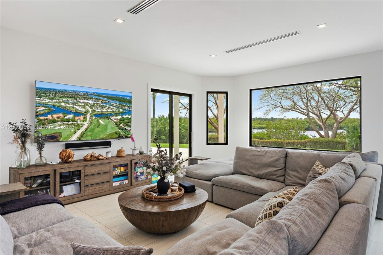 8818 SE Riverfront Ter, Jupiter, FL 33469 Photo