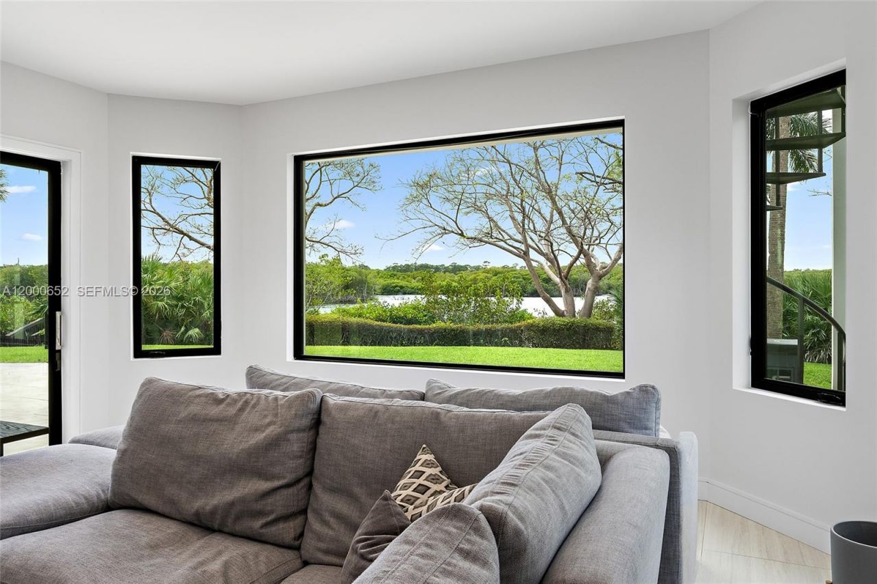 8818 SE Riverfront Ter, Jupiter, FL 33469 Photo