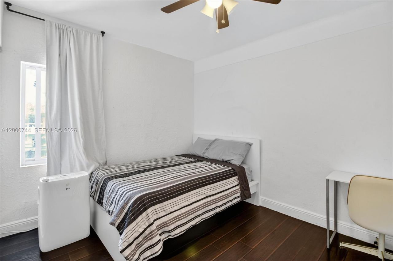 1680 NW 22nd Ct, Miami, FL 33125 Photo