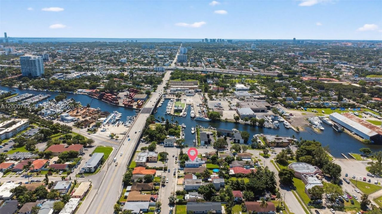 1680 NW 22nd Ct, Miami, FL 33125 Photo