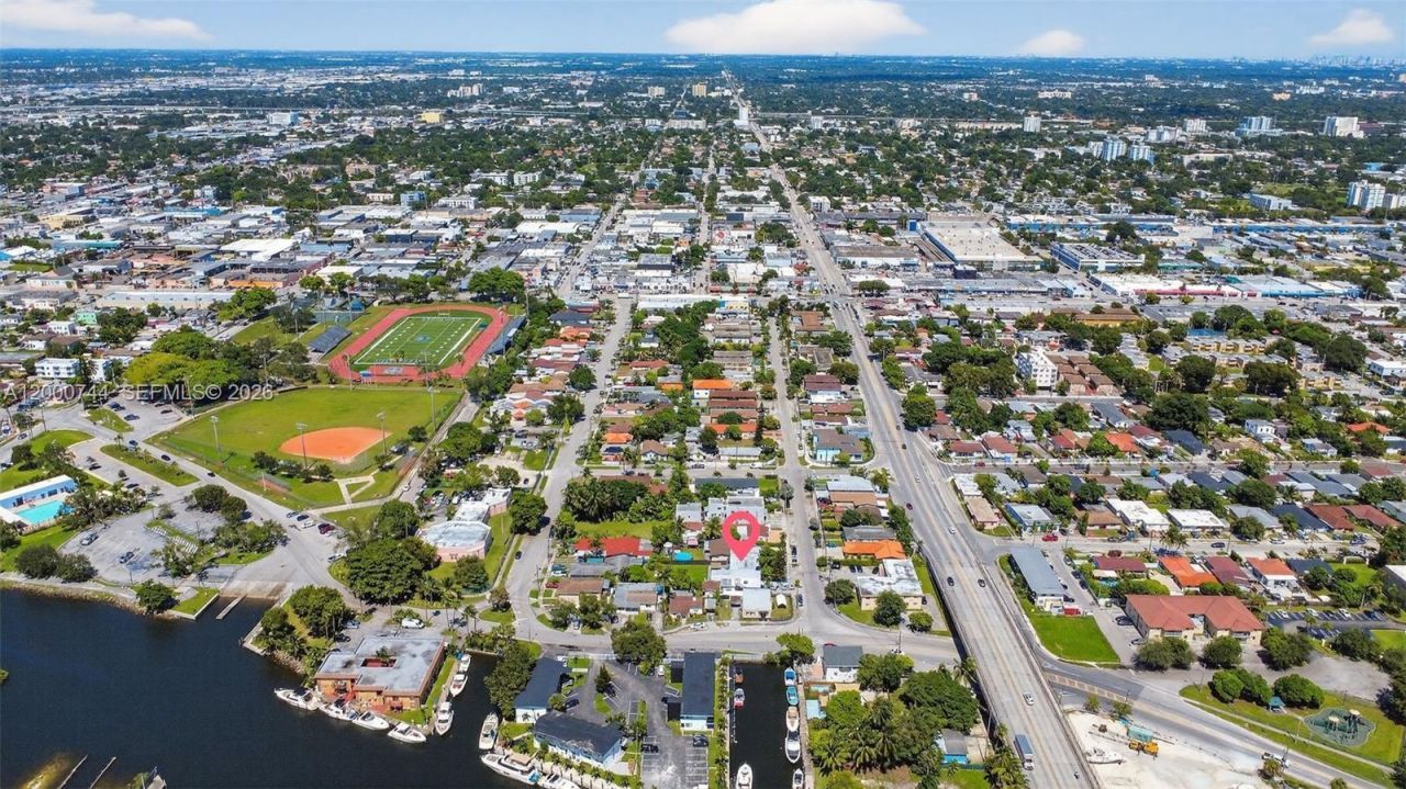 1680 NW 22nd Ct, Miami, FL 33125 Photo