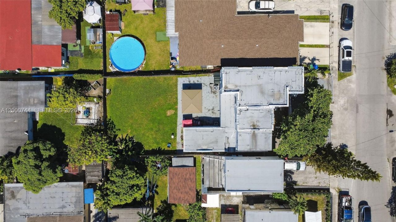 1680 NW 22nd Ct, Miami, FL 33125 Photo