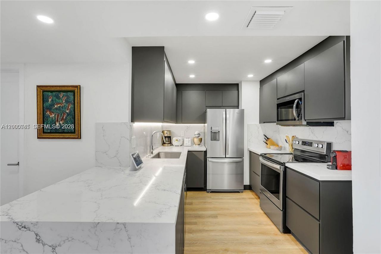 780 NE 69th St, Unit 1108, Miami, FL 33138 Photo