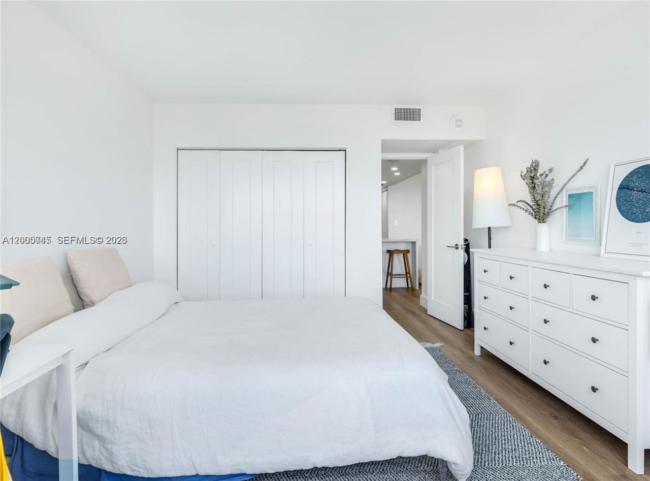 780 NE 69th St, Unit 1108, Miami, FL 33138 Photo