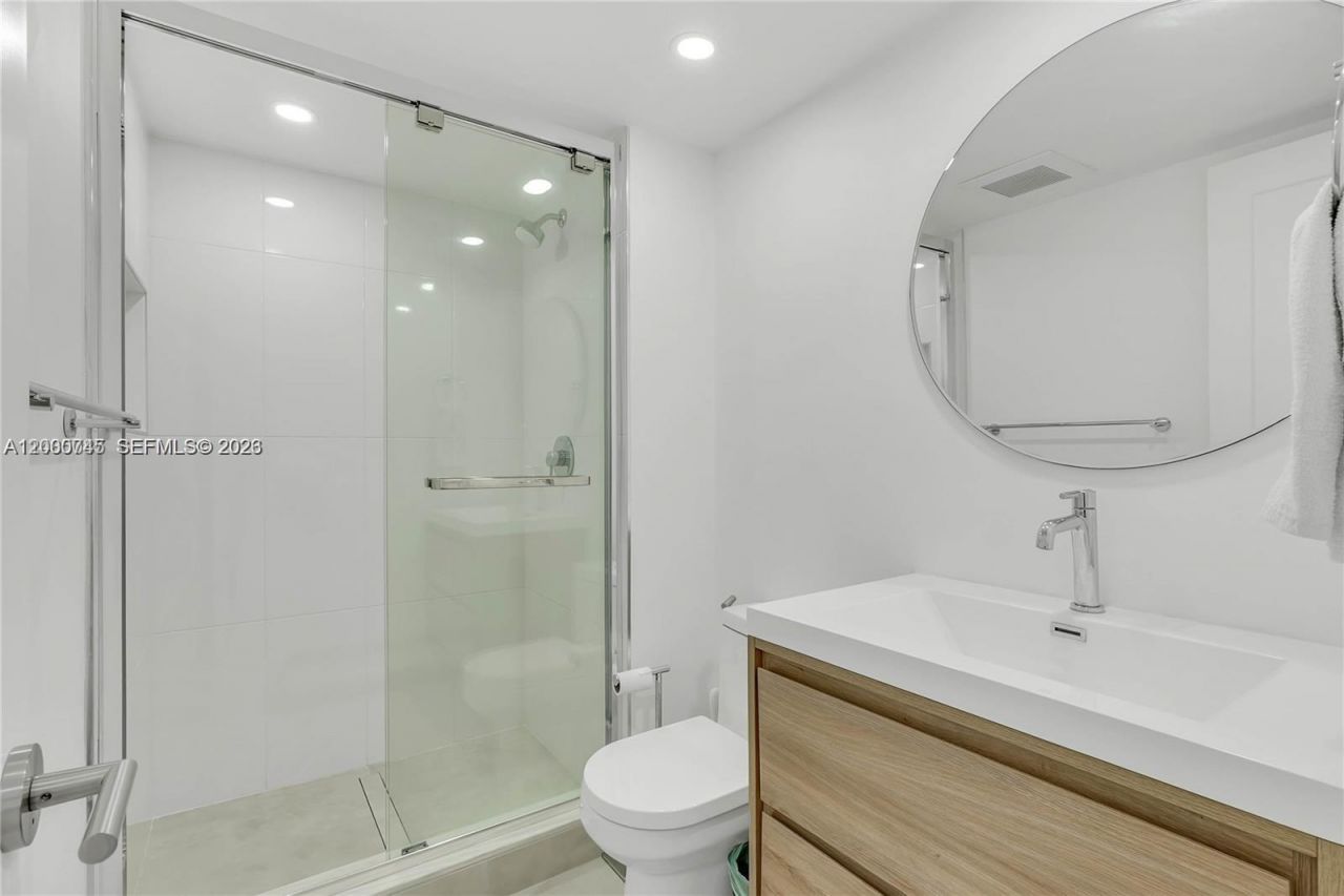 780 NE 69th St, Unit 1108, Miami, FL 33138 Photo