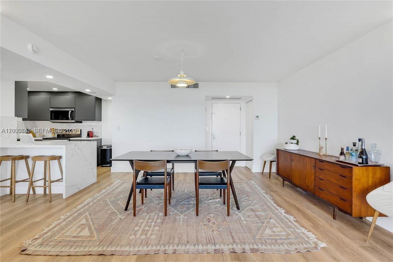 780 NE 69th St, Unit 1108, Miami, FL 33138 Photo