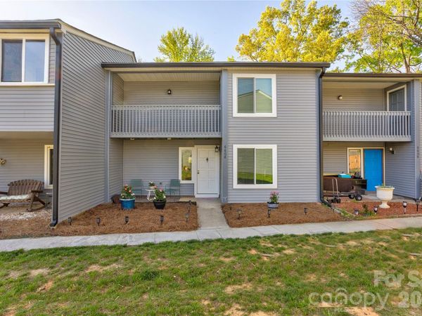 6608 Point Comfort Lane , Charlotte, NC 28226